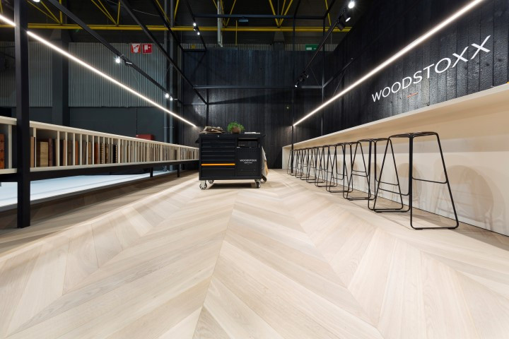 Woodstoxx Ontdek de beursstand die Travelexpo realiseerde voor Woodstoxx op interieur. Een warme en natuurlijke stand met focus op hout en design.