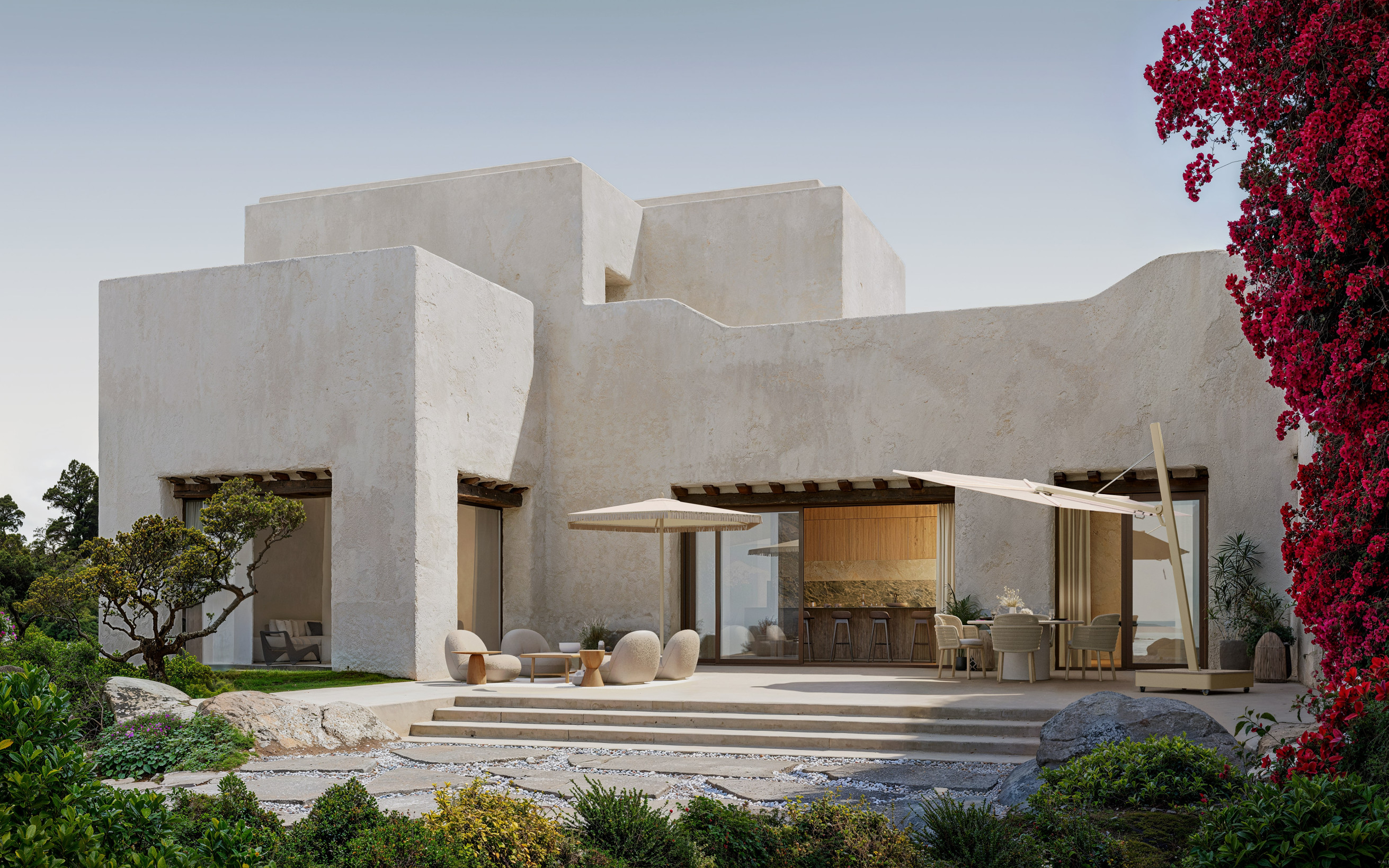 Umbrosa_Versa UX latte - Nata UX Zen_LR