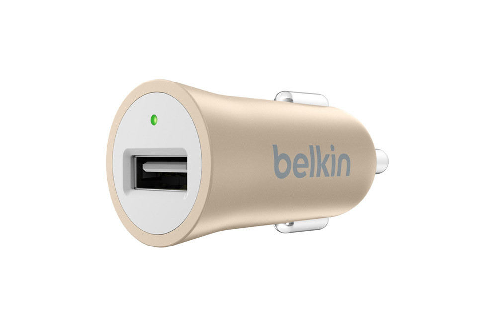 belkin-premium-carcharger-gold